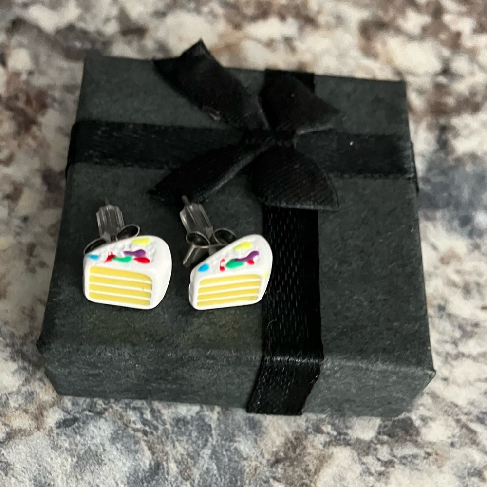 Birthday 🎂 Cake Earrings NEW